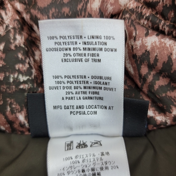 Patagonia Goose Down Floral Puffer Vest - Picture 9 of 11